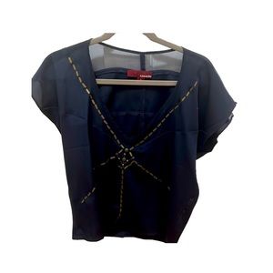 Line & Dot small navy blouse short sleeve v neck with accent